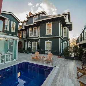 Hhk Hotel